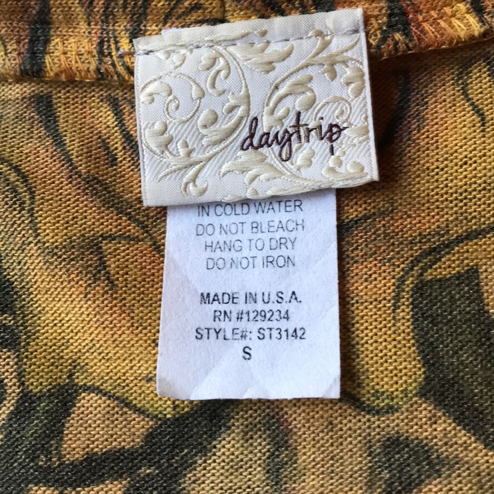 Cardigan. - Picture 4 of 4
